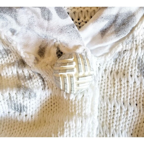 SKOVHUUS White Striped Cardigan Sweater Sz XL Gray Black Silver Stripes Italy - Picture 5 of 9